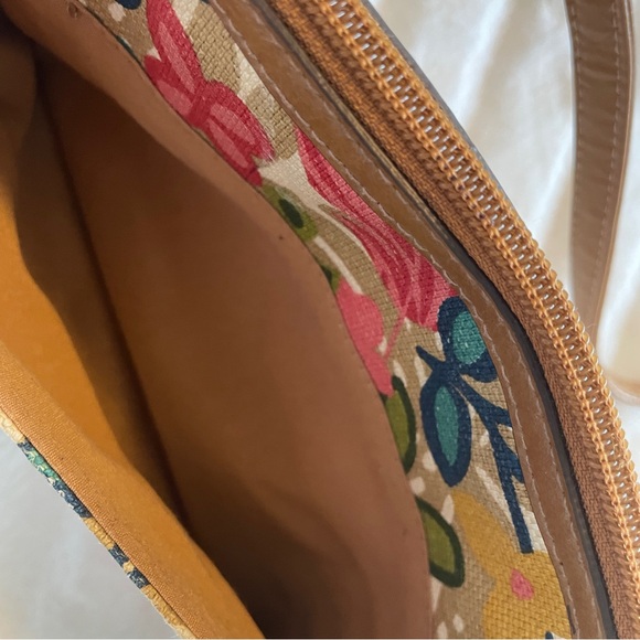 Relic by Fossil Tan Canvas shoulder bag colourful floral small purse - Picture 6 of 11